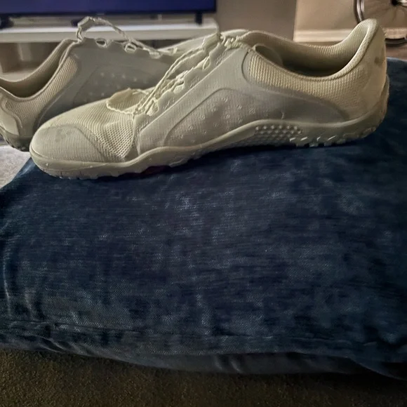 Vivobarefoot PRIMUS TRAIL FG 3.5 never worn - Picture 6 of 8